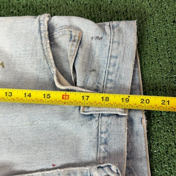 Men's Y2K Light Wash Jean Shorts Size 34" Distressed - Picture 3 of 6